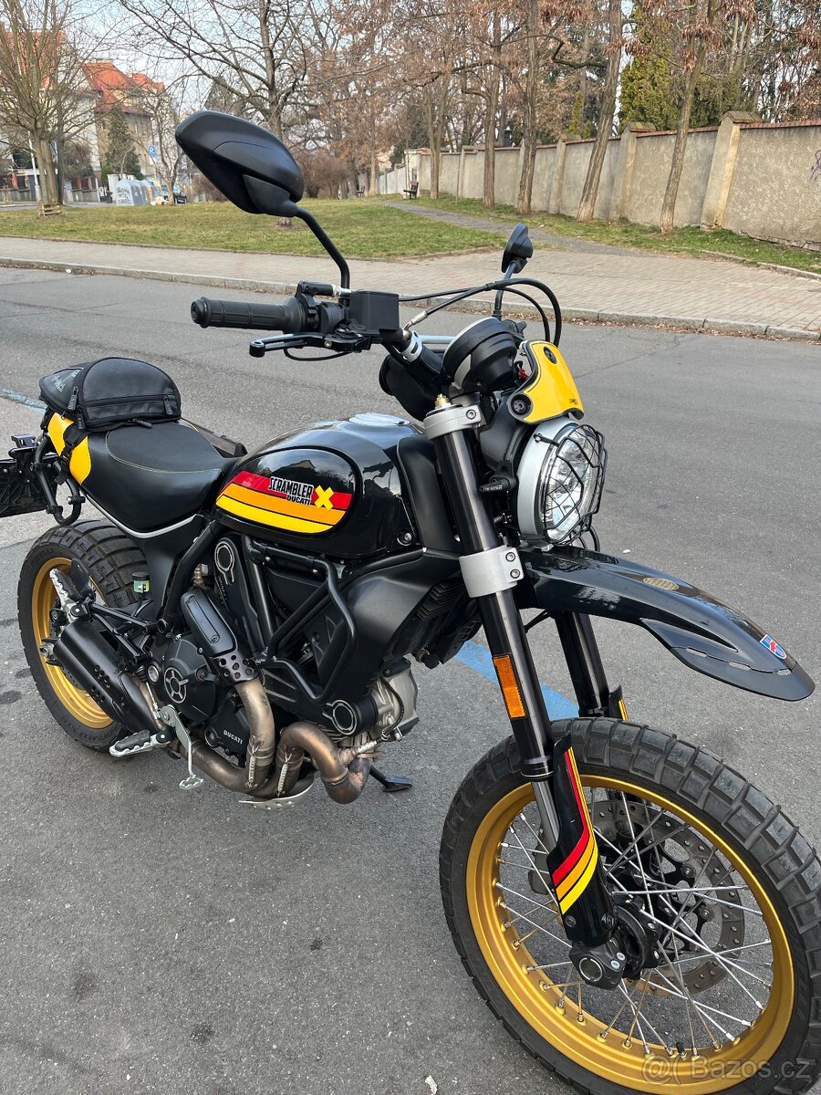Moto Guzzi scrambler Desert Sled