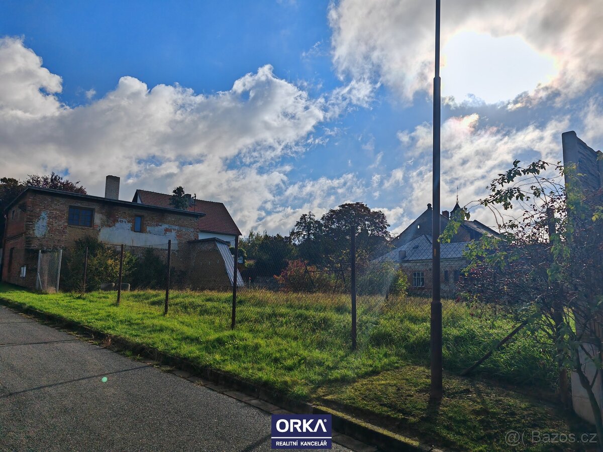 Prodej pozemku pro bydlení, 3 150 m2, Olomouc, Droždín