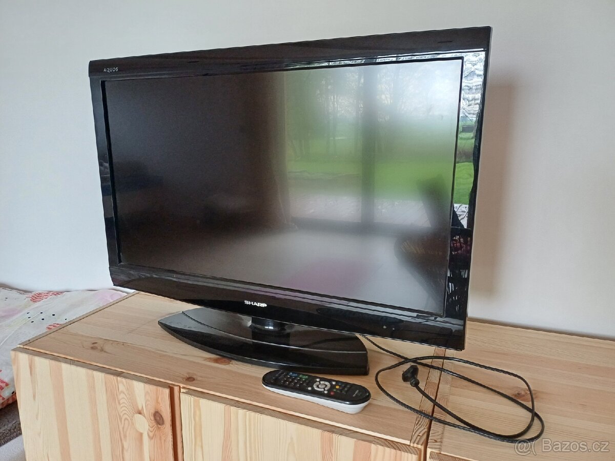 LCD TV Sharp Aquos 80 cm