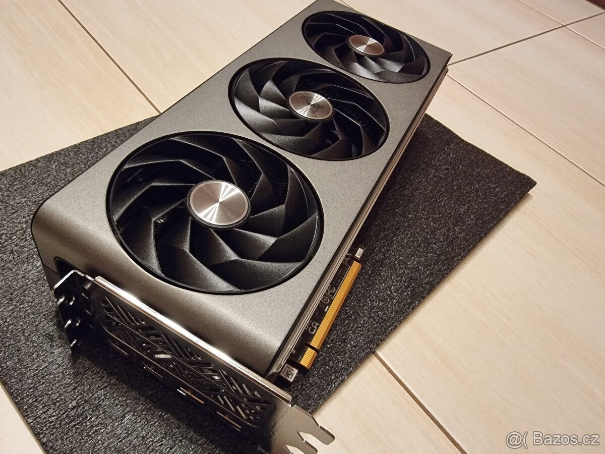 SAPPHIRE NITRO+ AMD Radeon RX 7900 XT Vapor-X 20G