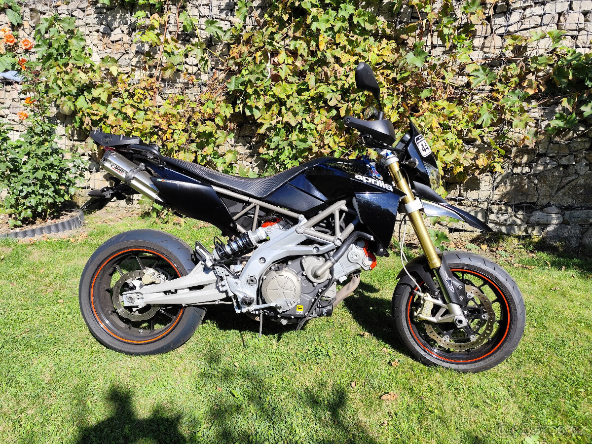 Aprilia Dorsoduro 750