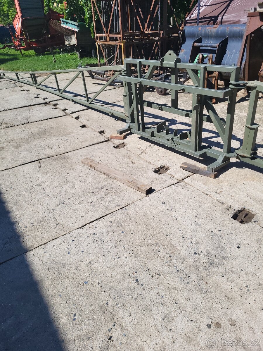 Ramena na postřikovač 18m