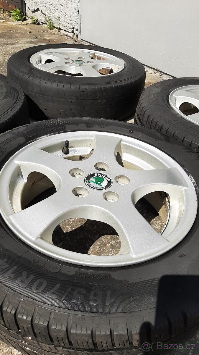 pěkná alu kola 14" 5x100 ,na Fabii,octavii,ET35
