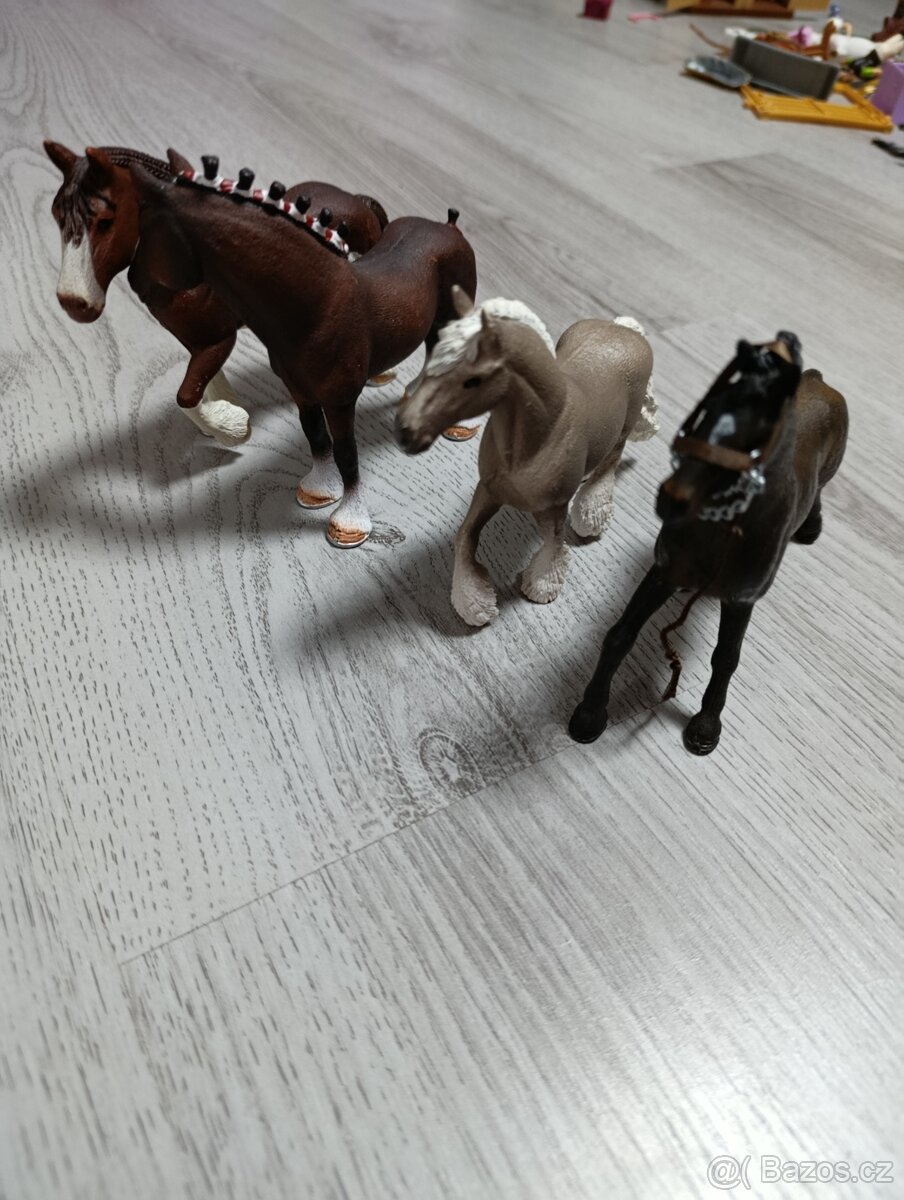 Schleich koně -sada