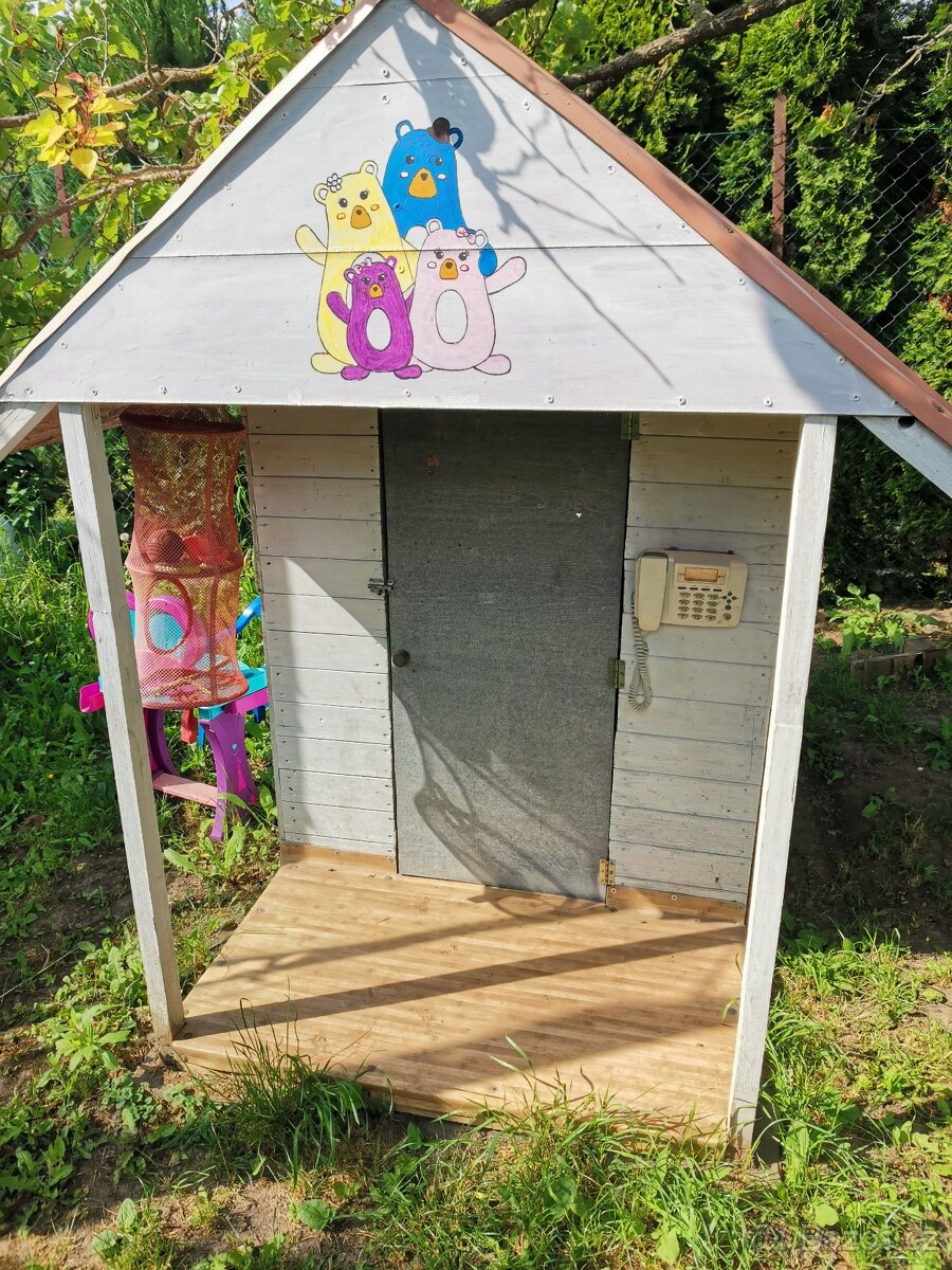 Zahradní domeček pro děti