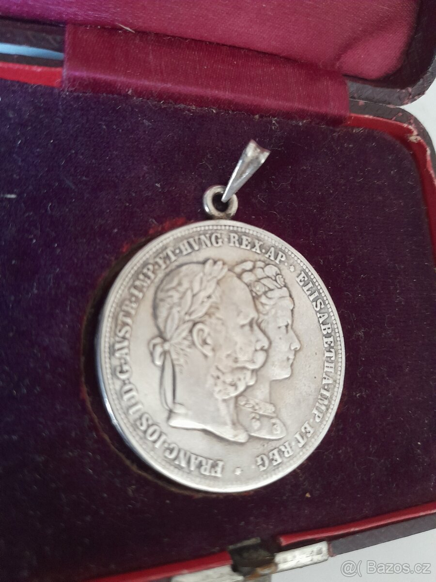 Mince stříbrná