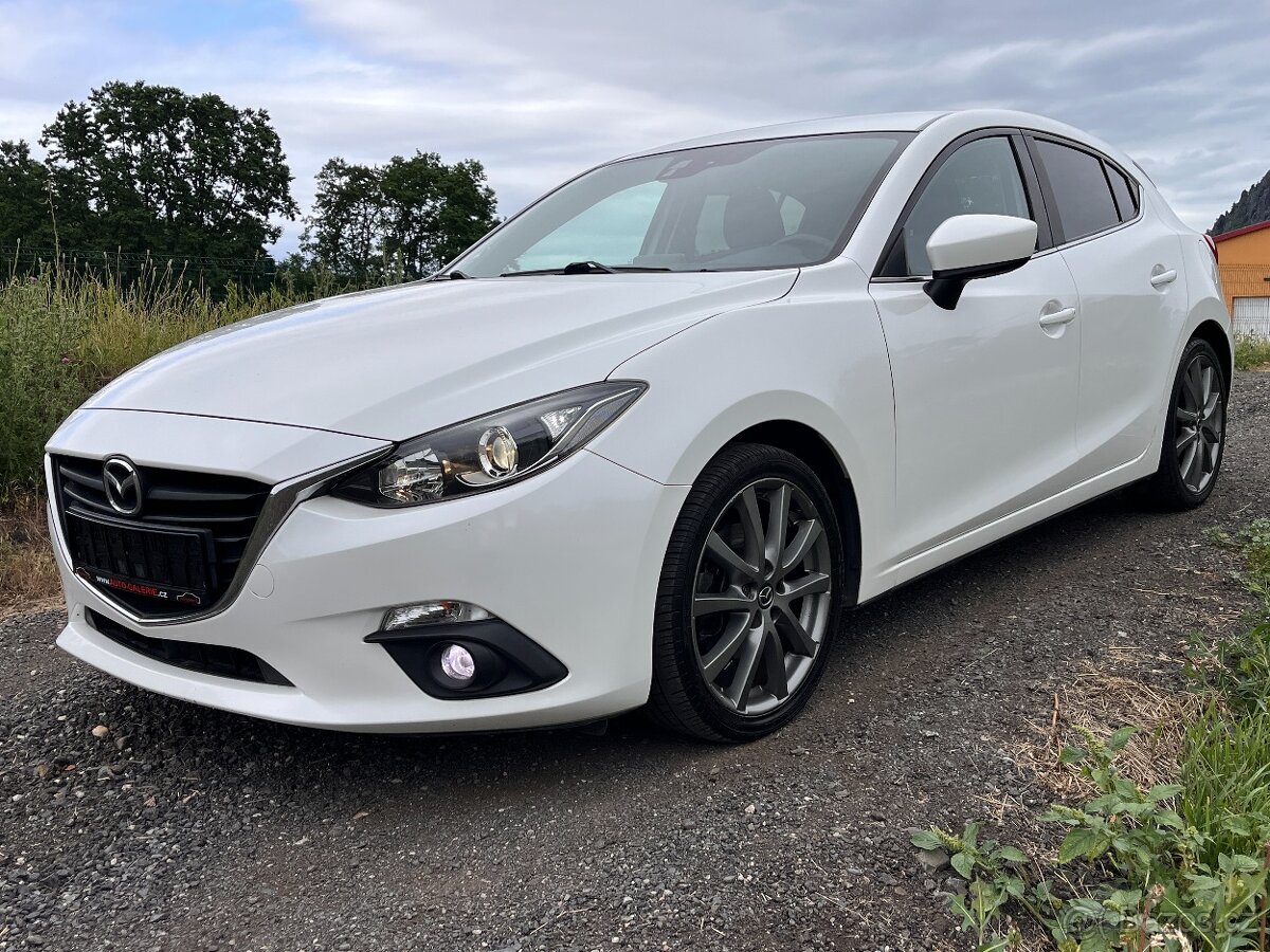 MAZDA 3 2.0i,88KW,ALU18,VÝHŘEV,NAVI,DIGIKLIMA,TEMPOMAT,ESP