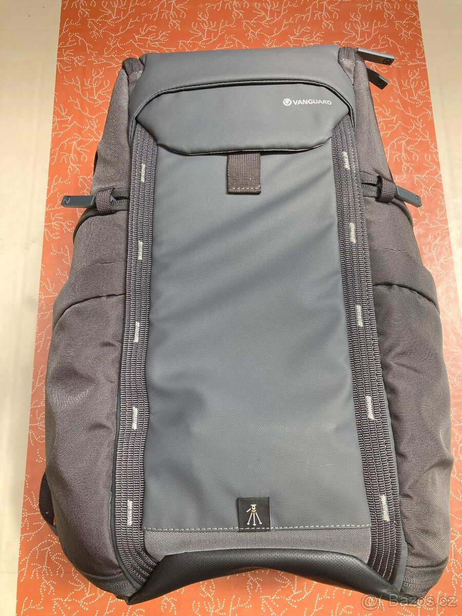 Vanguard VEO Adaptor R48 GY USB-A šedý