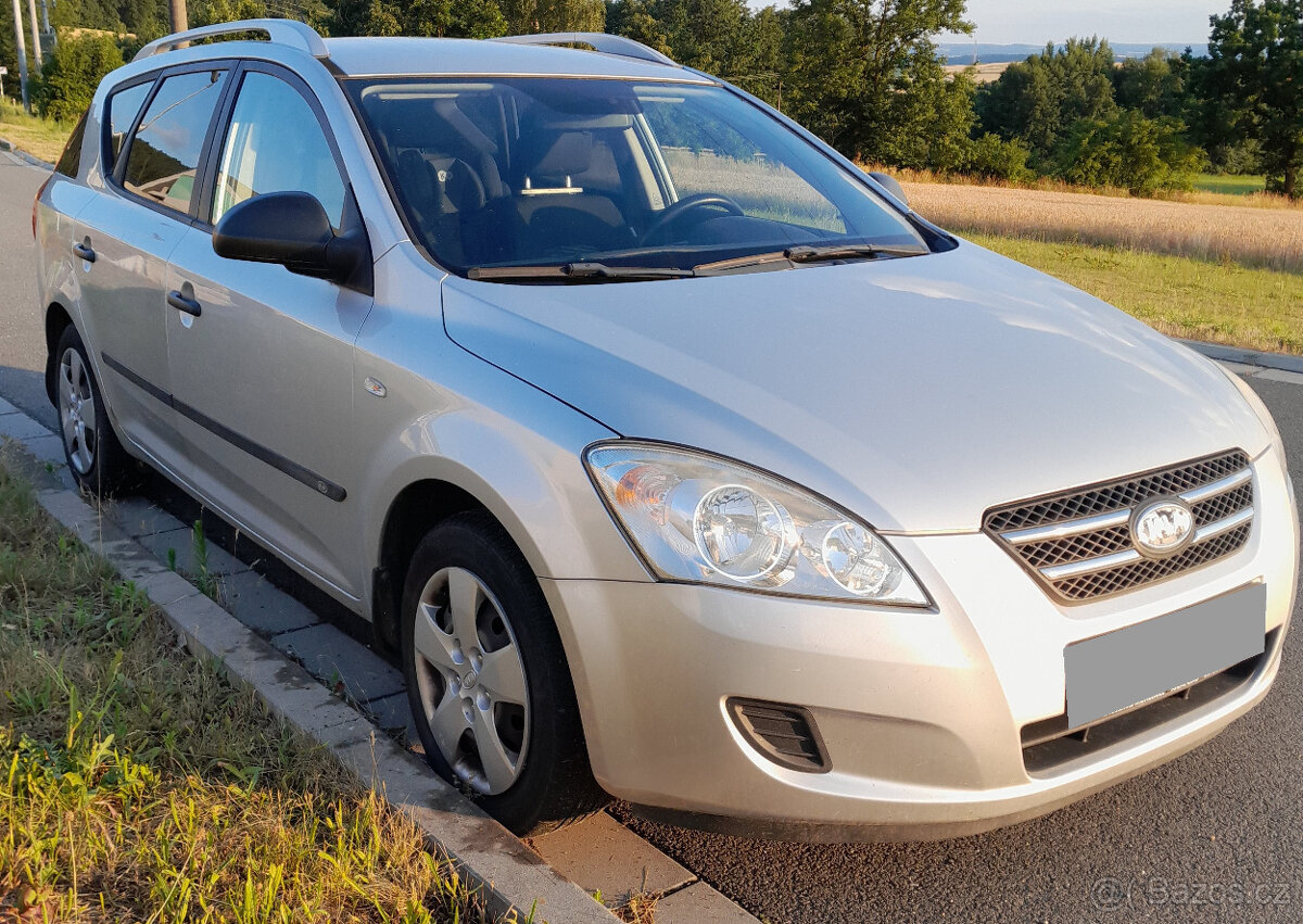 Kia Cee´d SW, 1.4 benzín - Servisováno STK do 6/2027