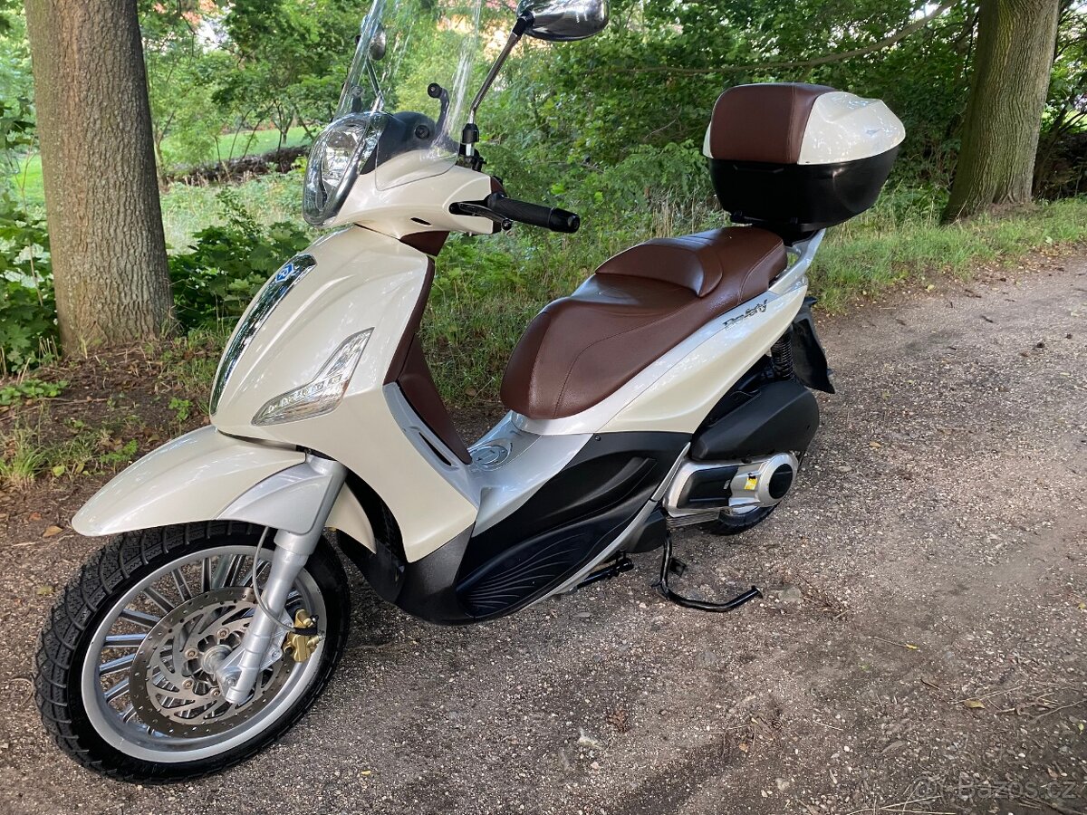 Piaggio Beverly 300 (2013)