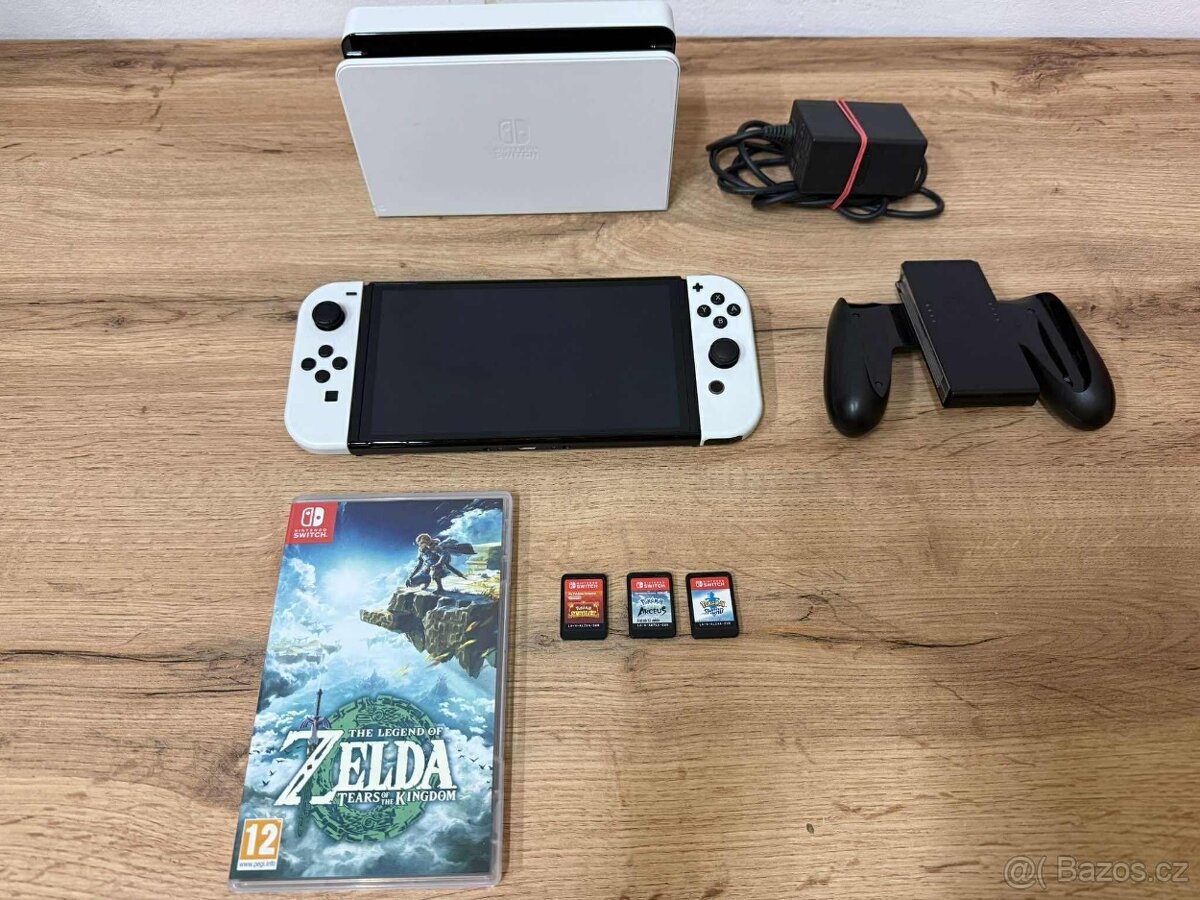 Nintendo Switch OLED model v záruce do 30.7. 2027 +4x HRA