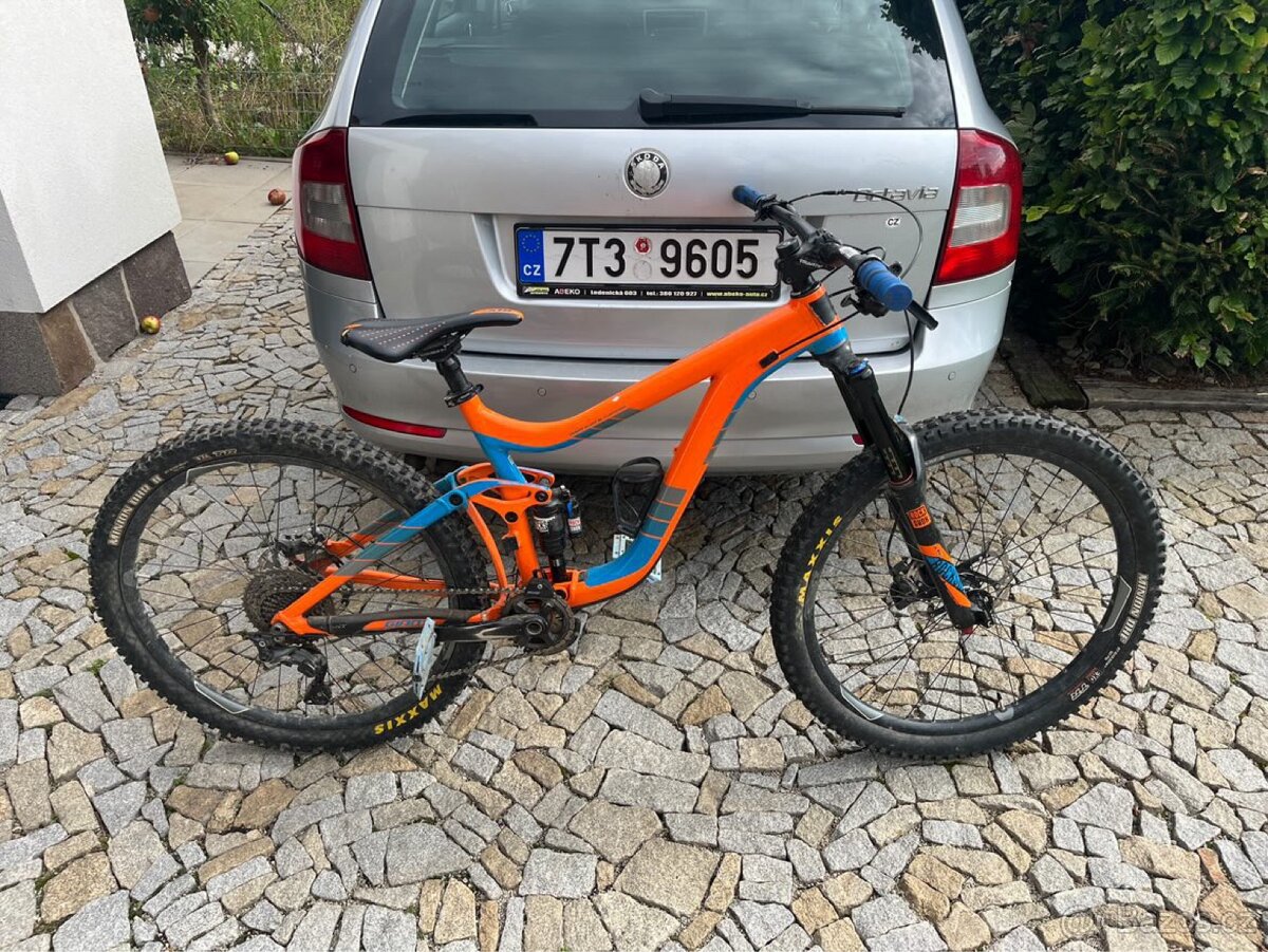 Prodám celopero giant reginat 2016