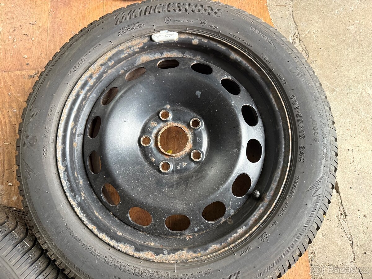 Prodám novou zimní sadu kol s pneu 205/55R16