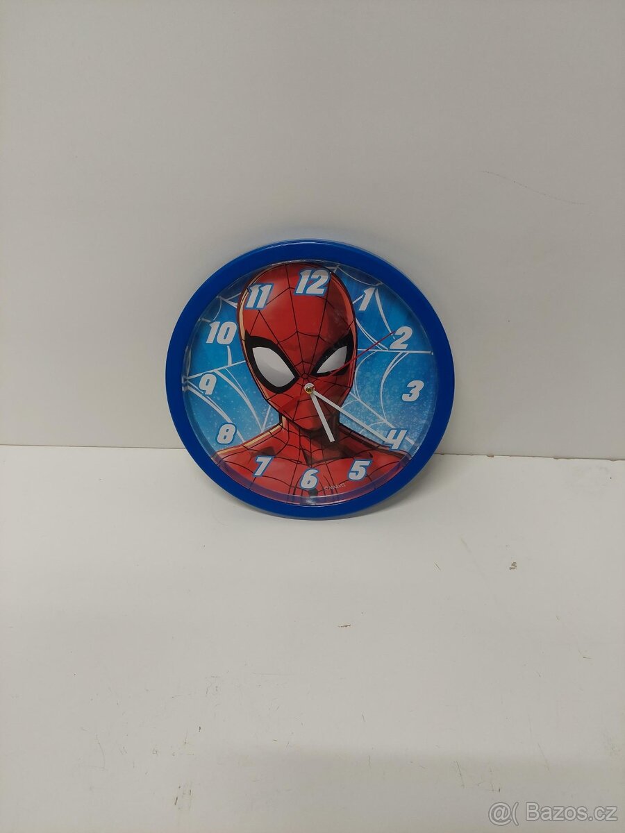 hodiny Spiderman
