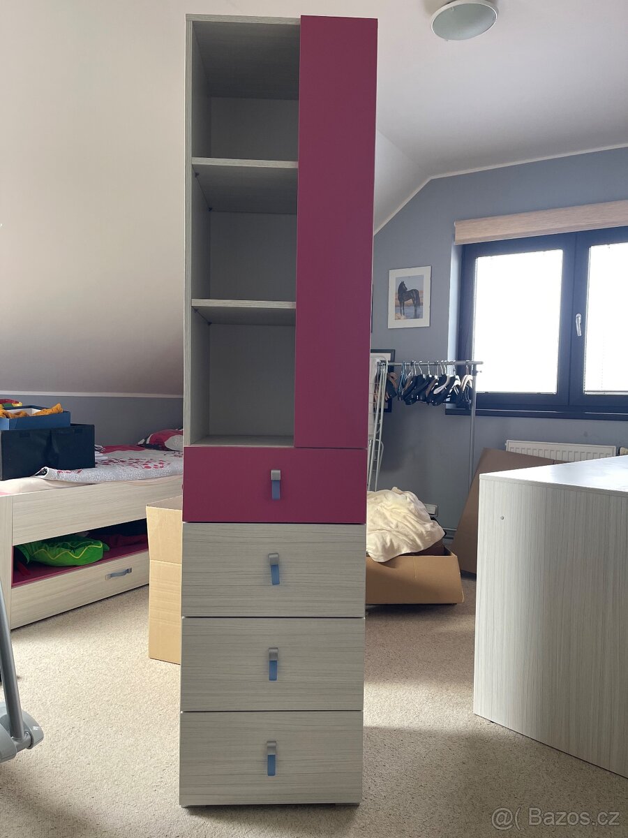 Skříňky do dívčího dětského pokoje