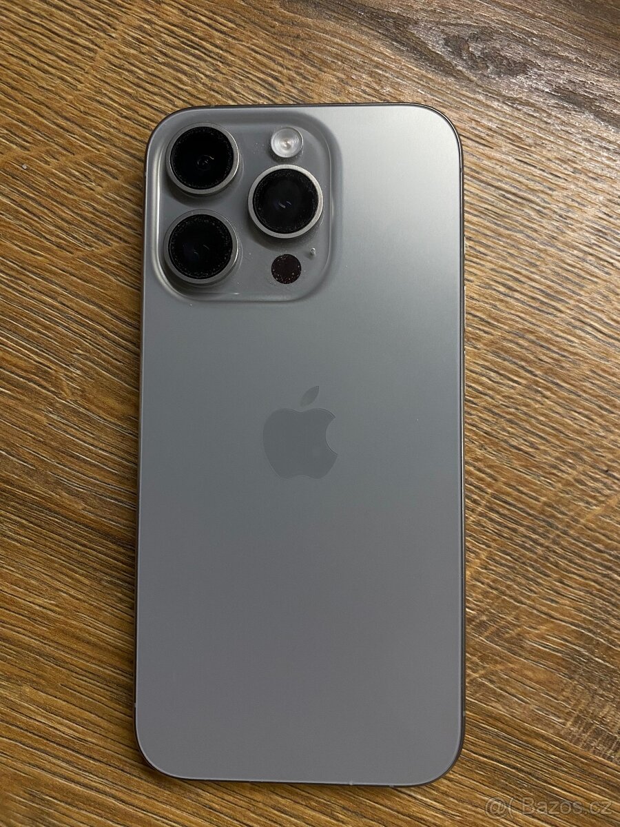 Mobilní telefon Apple iPhone 15 Pro, 128 GB přírodní titan
