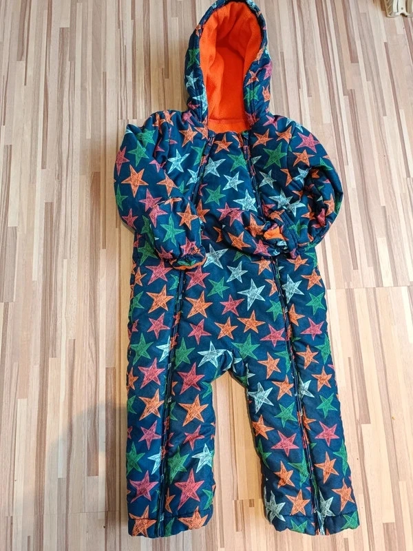 Zimní kombinéza s hvězdičky 92