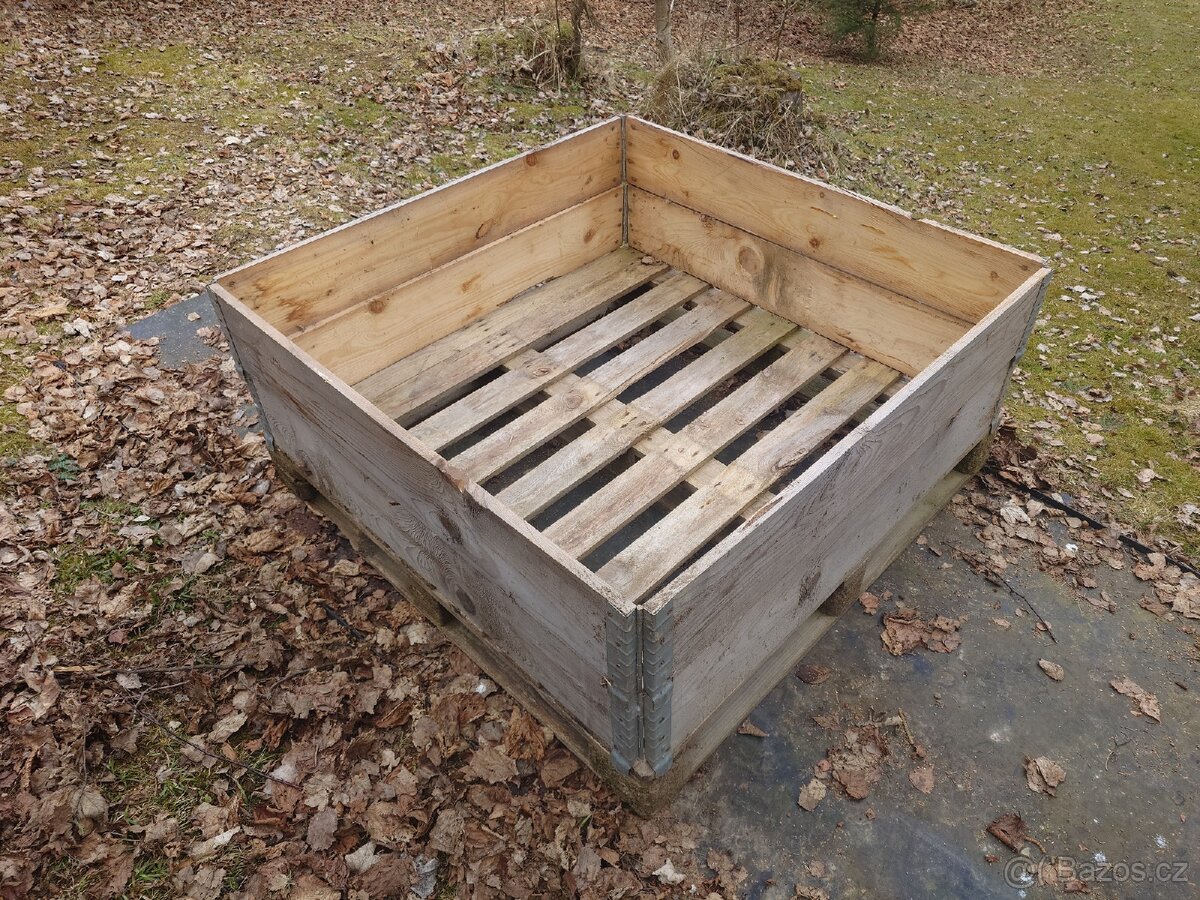 Paletové ohrádky 120120cm