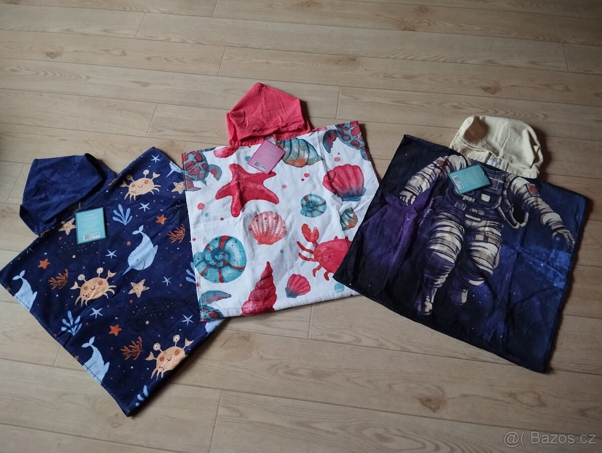 Dětské pončo 55x110 cm-Kosmonaut / Mořský svět N.O.V.É.