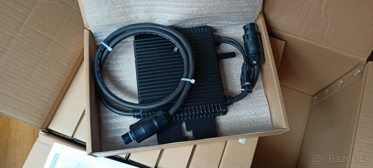 Fotovoltaika měniče Hoymiles HM-400 - 8 kusů NOVÉ