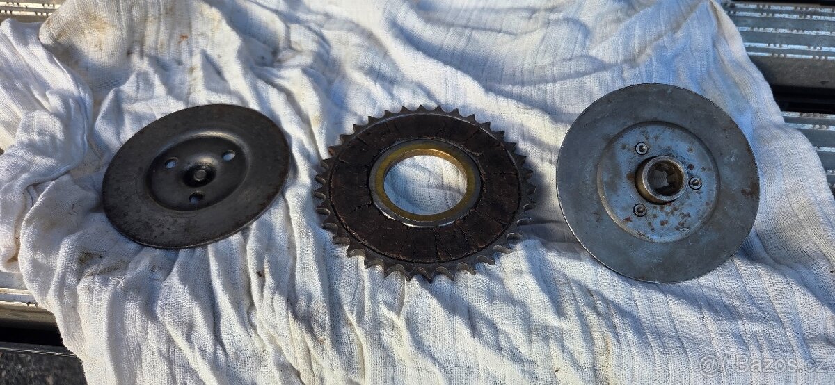 Spojka jawa 550/555 č5