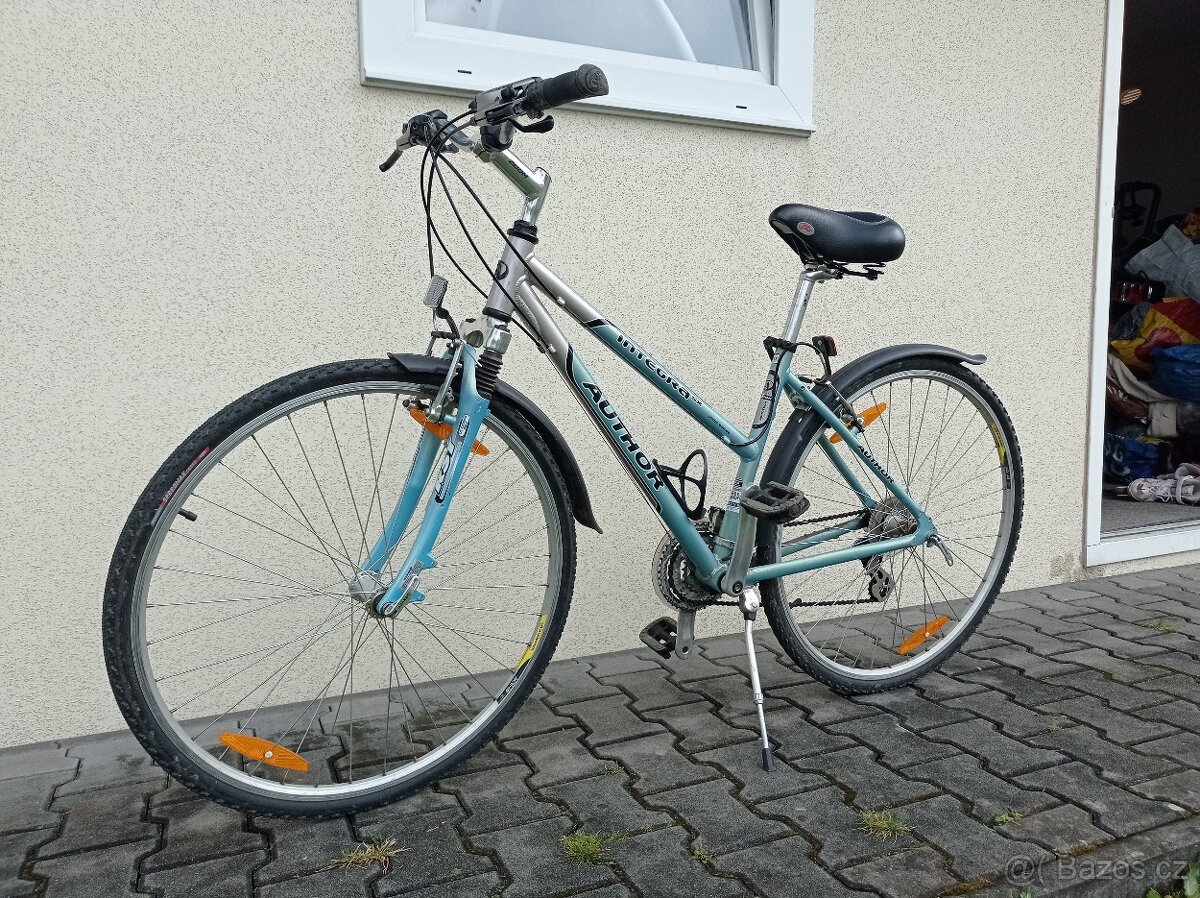 Author Integra SX 19"