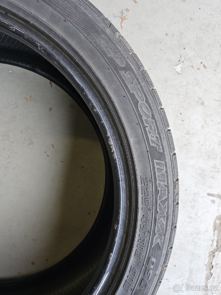 Letni pneu 225/45 R18