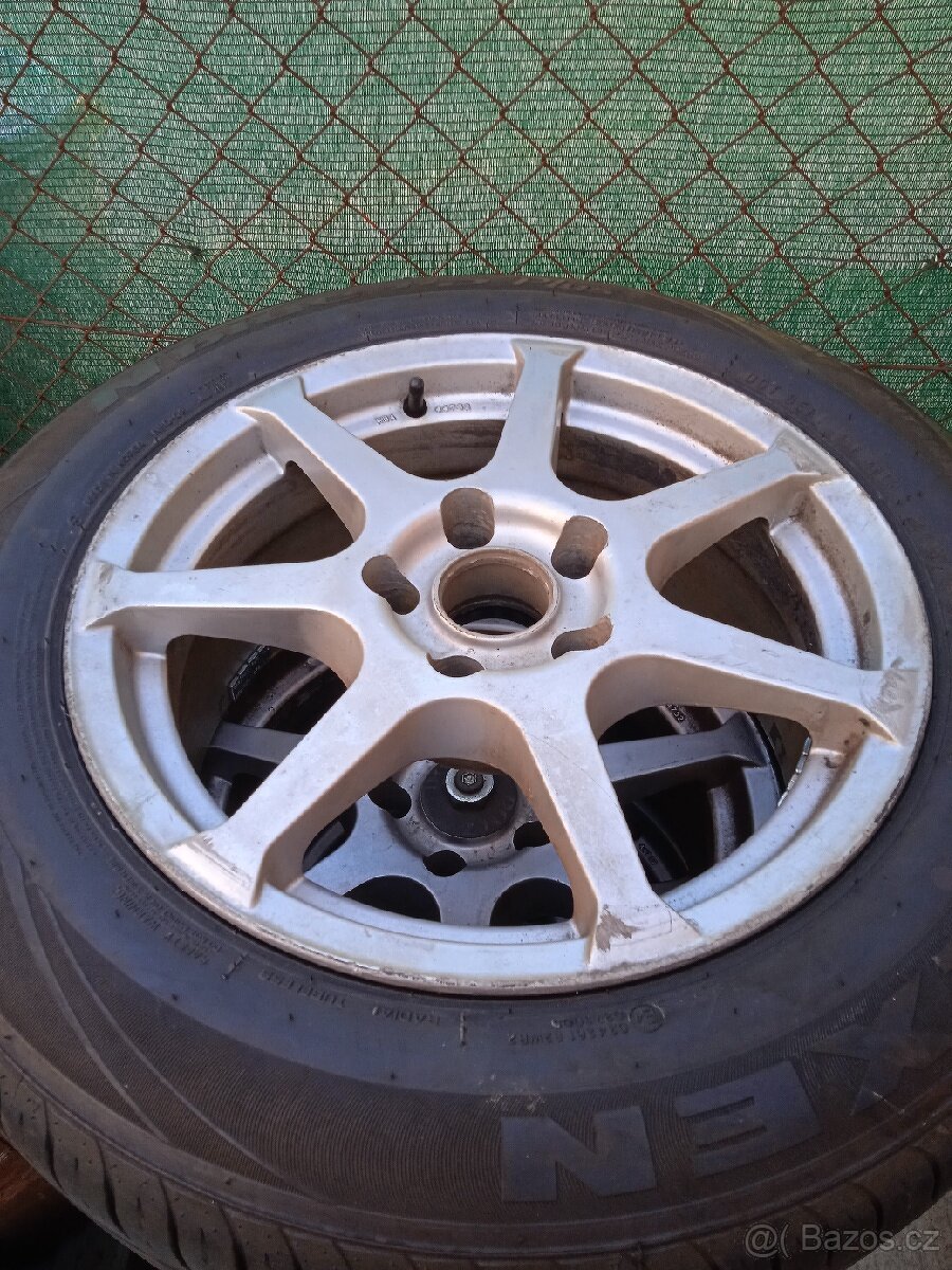 Hliníkové Disky s pneu 215/60/R 16, rozteč 5/112