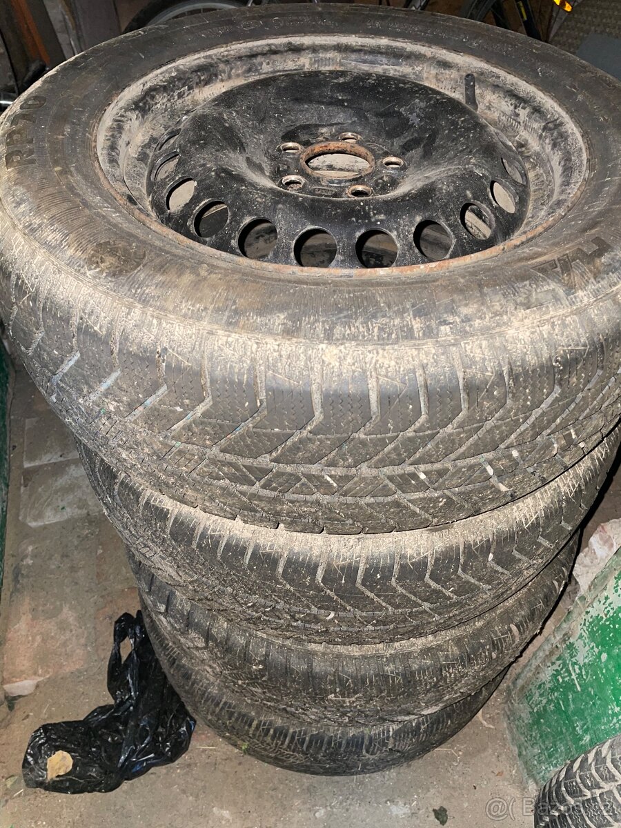 215/60r16+ plechové disky