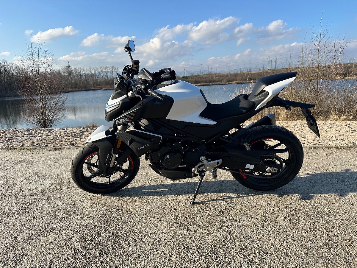 Prodám CF moto NK450 Nebula white