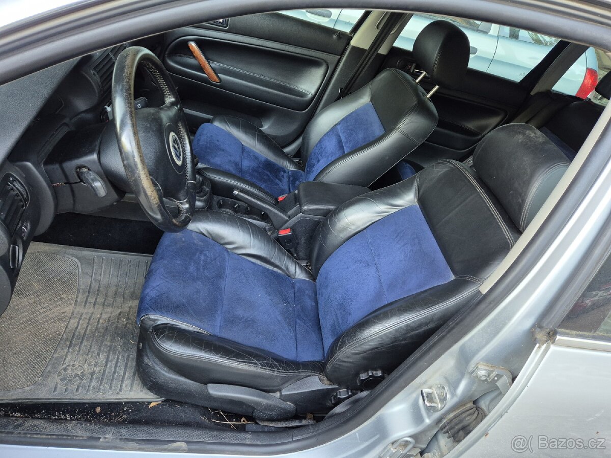 KOŽENÝ SEDAČKY + MODRÁ ALCANTARA VW PASSAT B5,5