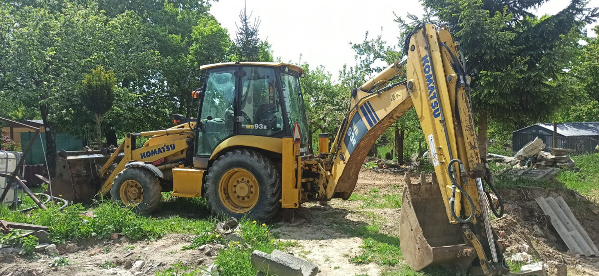 Traktorbagr Komatsu WB 93 R Rok 2008 Servis °°KOMATSU°°