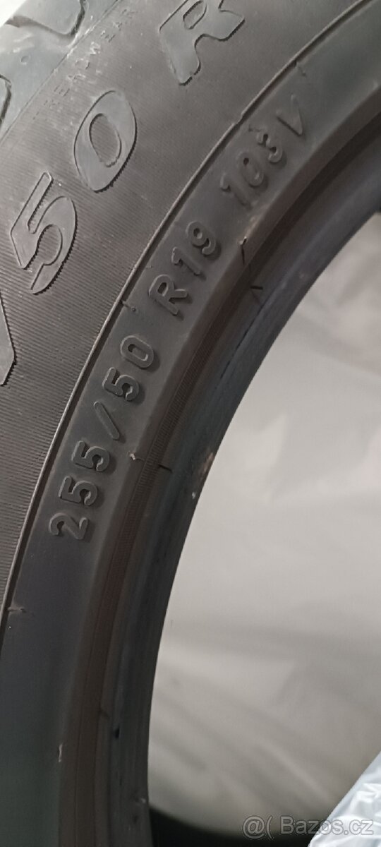 Letní 255/50 R19 Pirelli scorpion