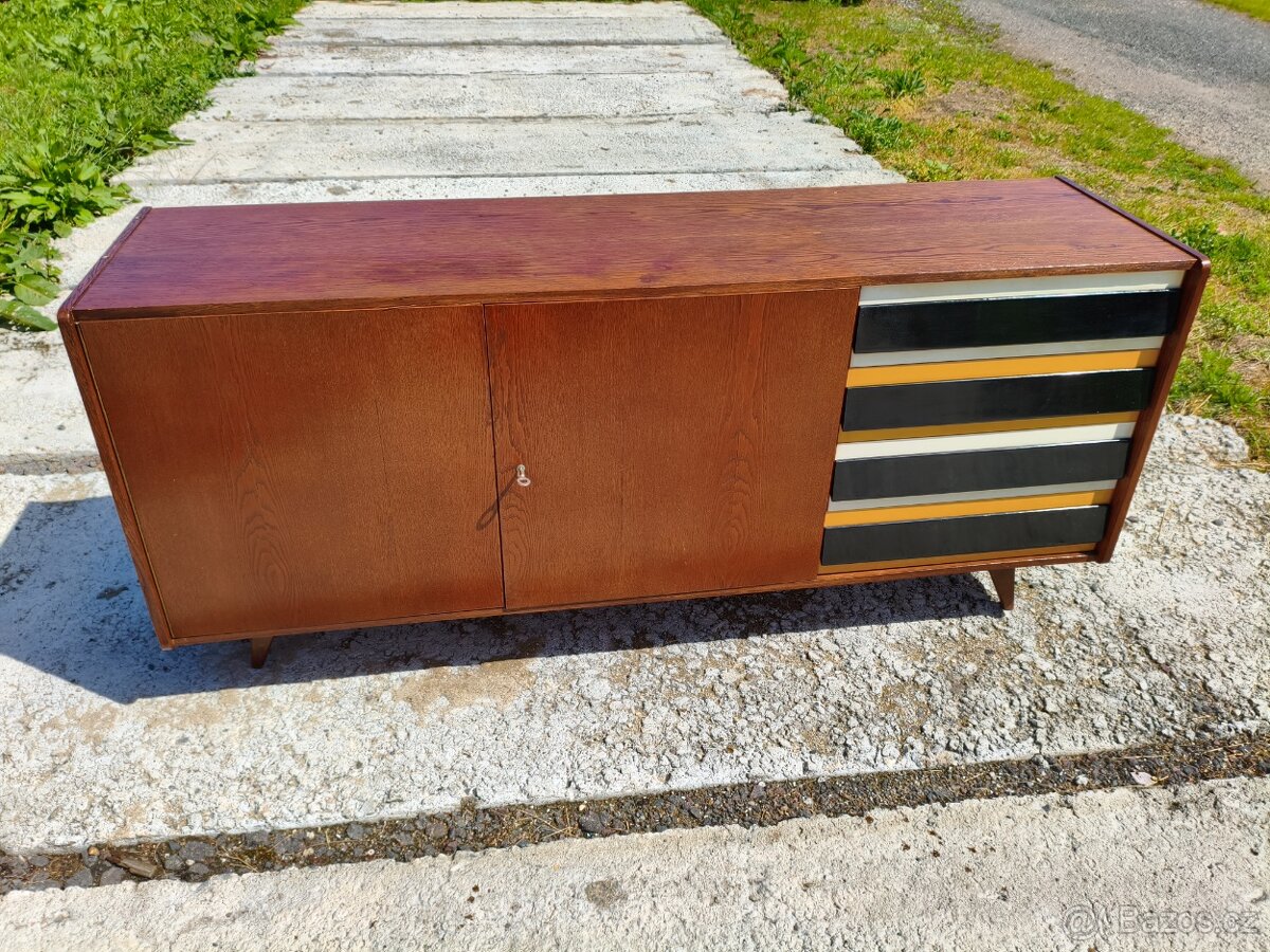 Jiroutek žlutočerná retrokomoda dlouhá