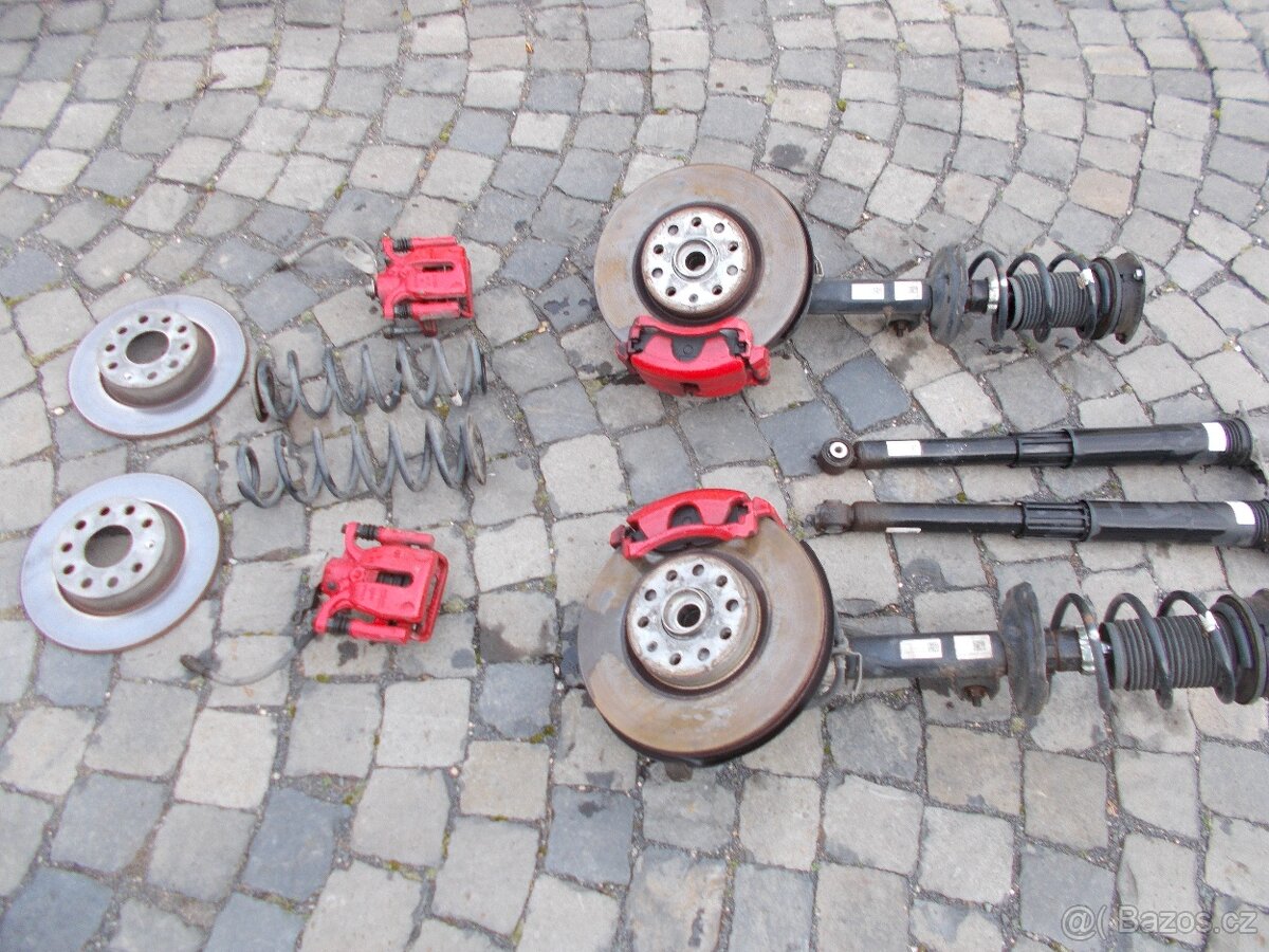 skoda octavia 3 rs ,podvozek,brzdy,tehlice