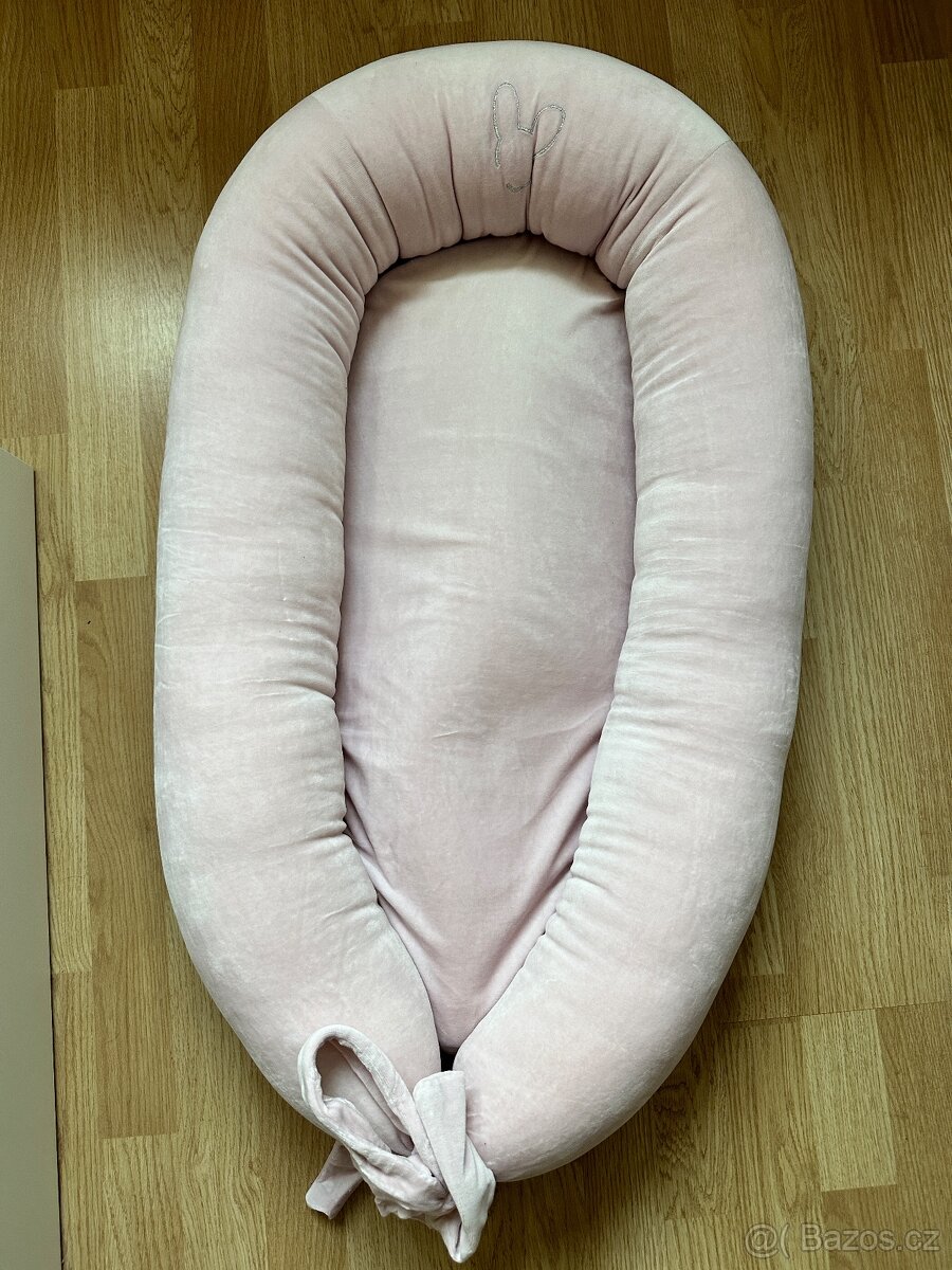 Effiki sametové hnízdo růžové