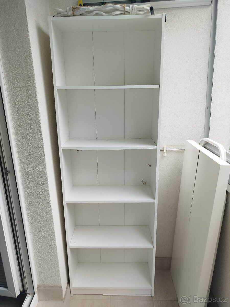 Knihovna Ikea