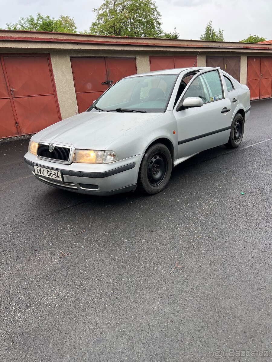 Škoda octavia 1.6 benzin