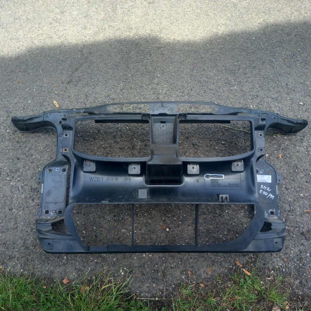 Bmw 3 e90 e91 chladicovka celo