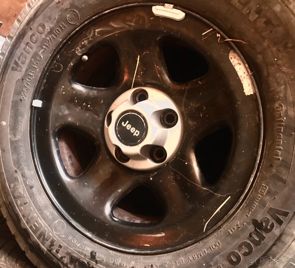 Kola Jeep Cherokee originál
