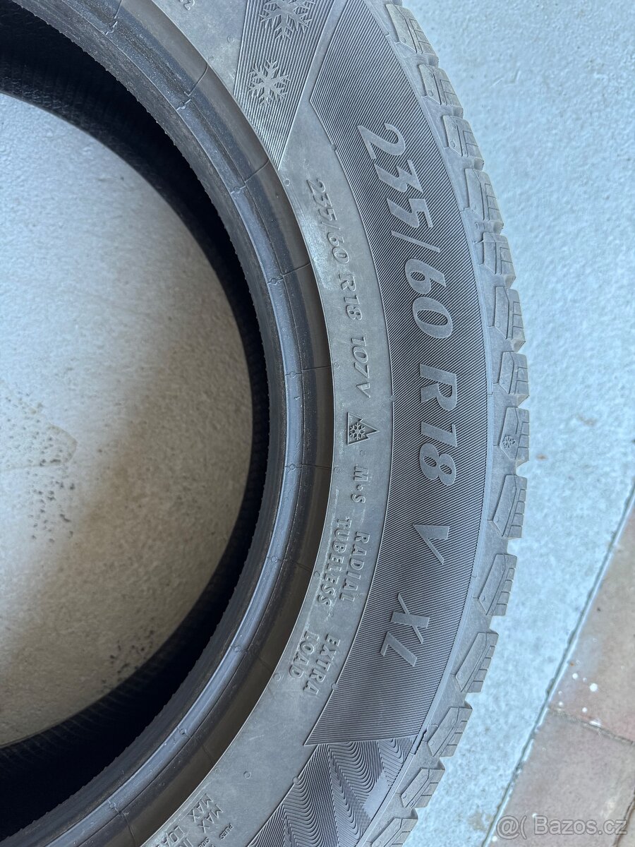 Zimní pneu 235/60 R18 V
