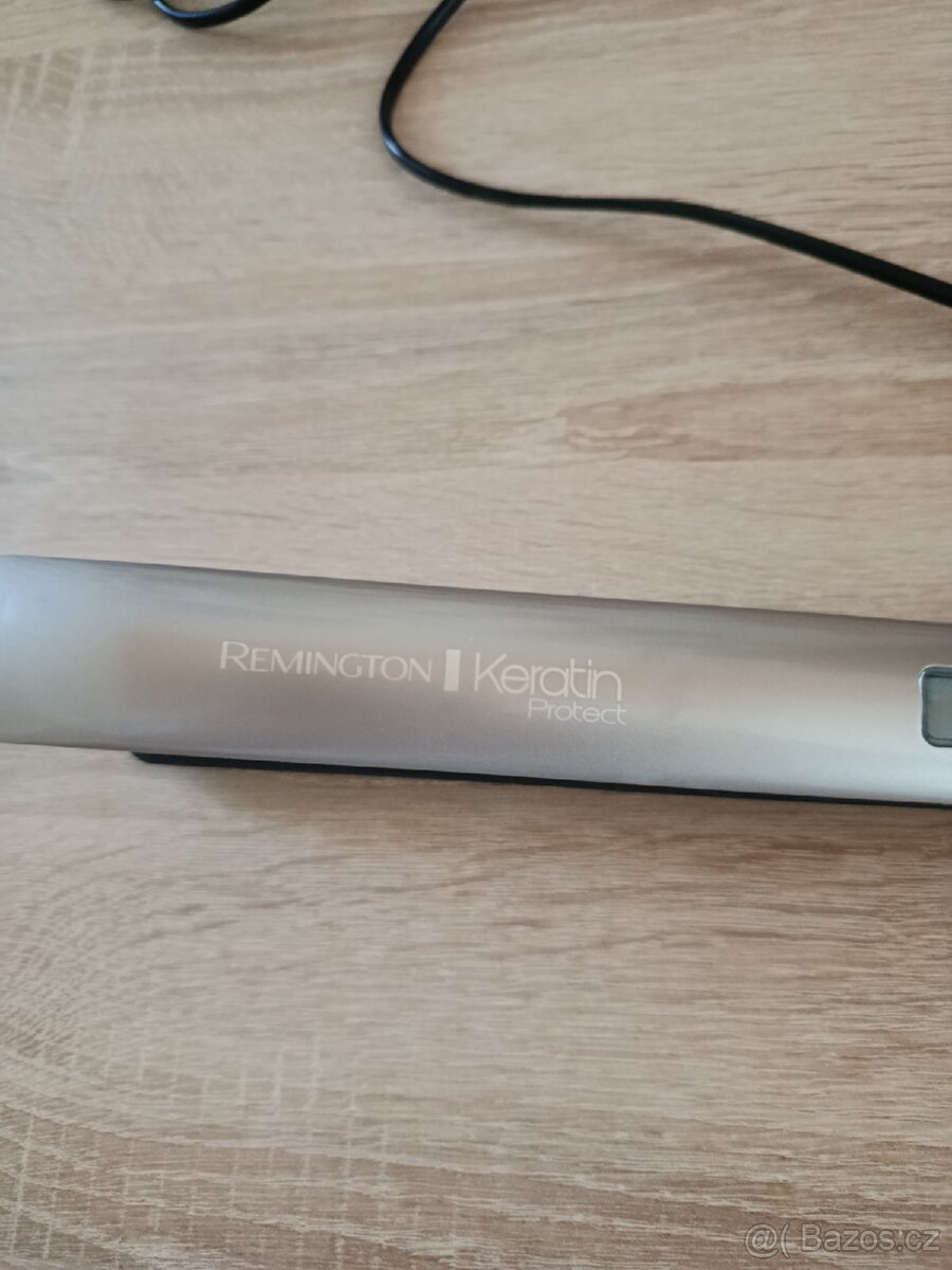 Žehlička na vlasy REMINGTON