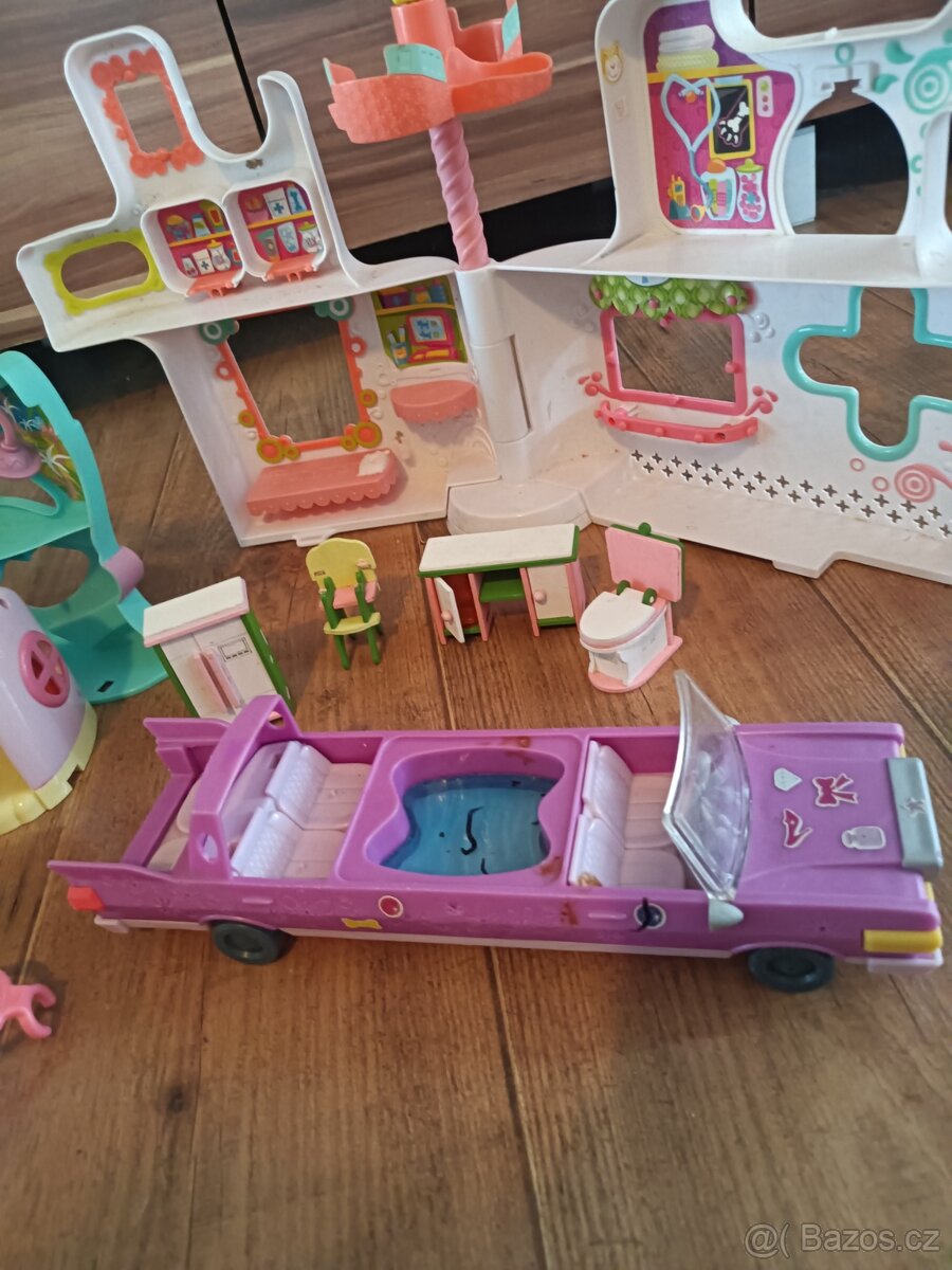 LPS - Domečky,nábytek,auto, sanitka
