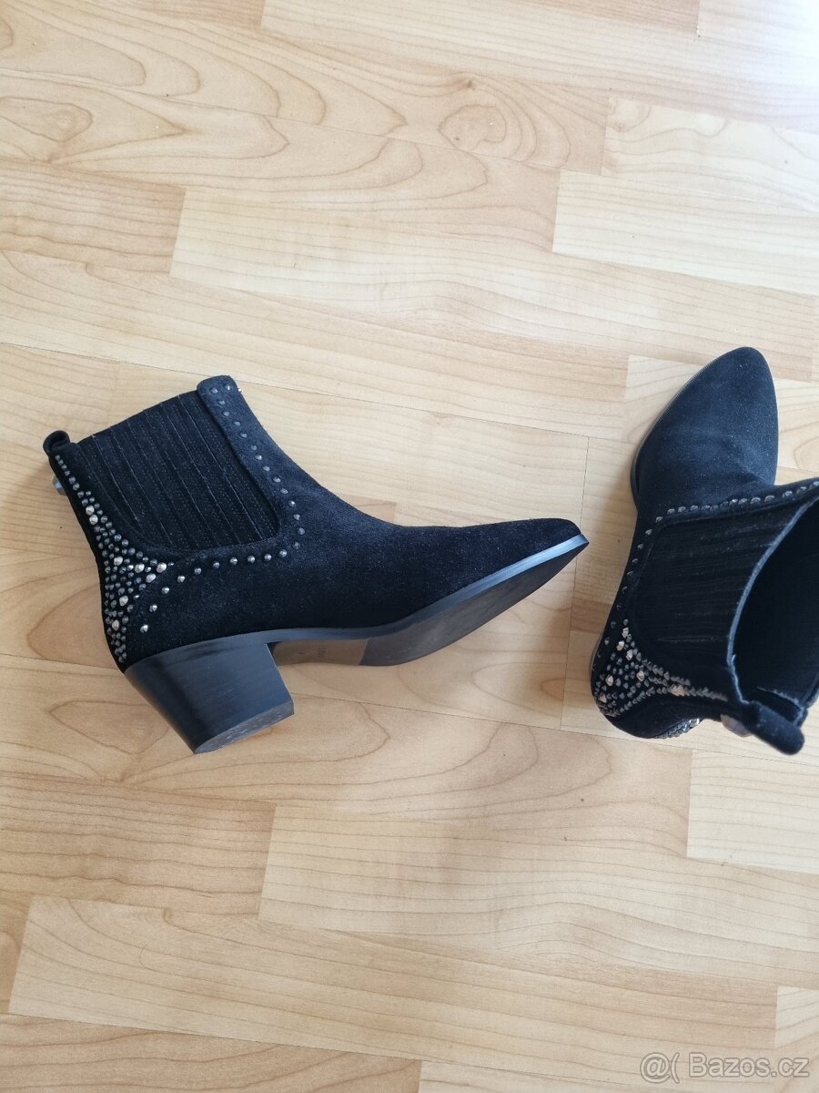 Dámské kozačky s kamínky Liu Jo - vel. 39