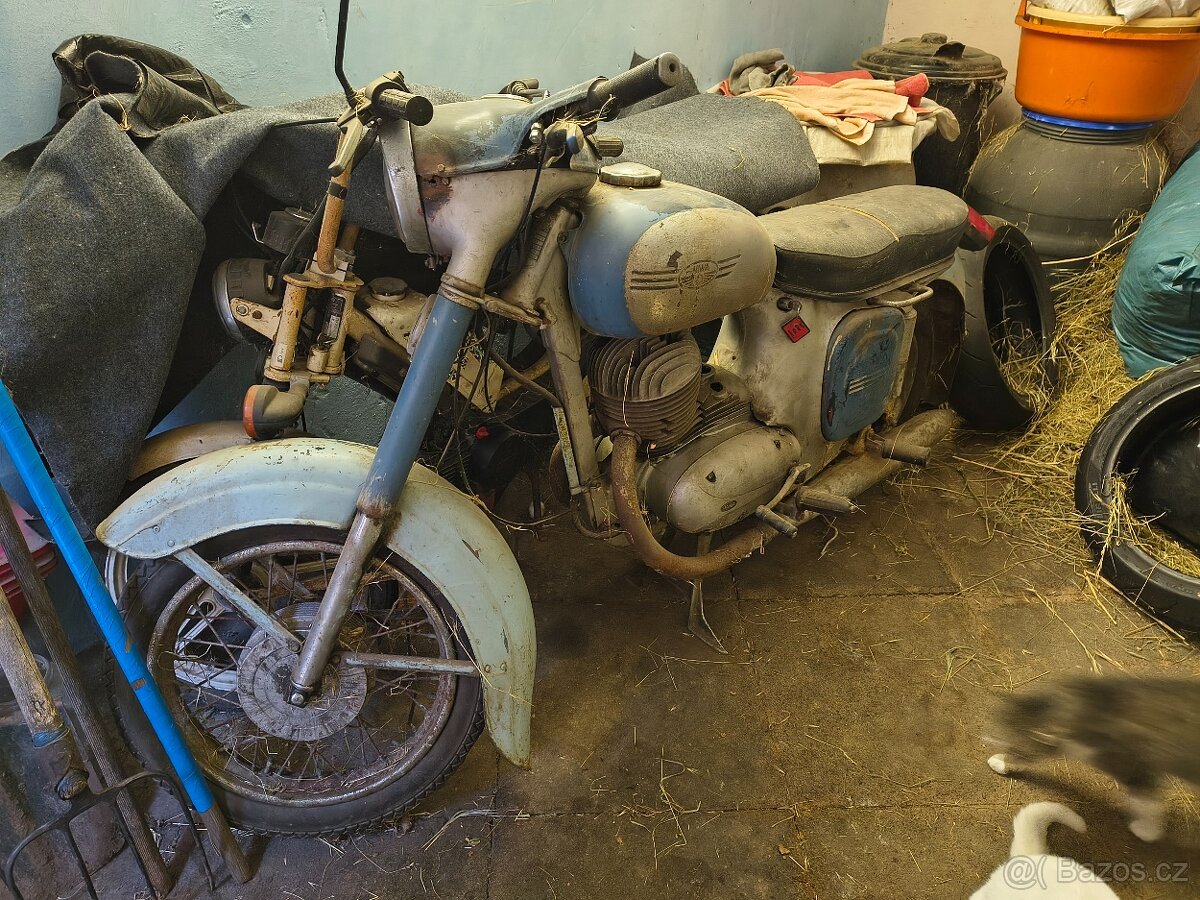 Jawa 250/559 panelka