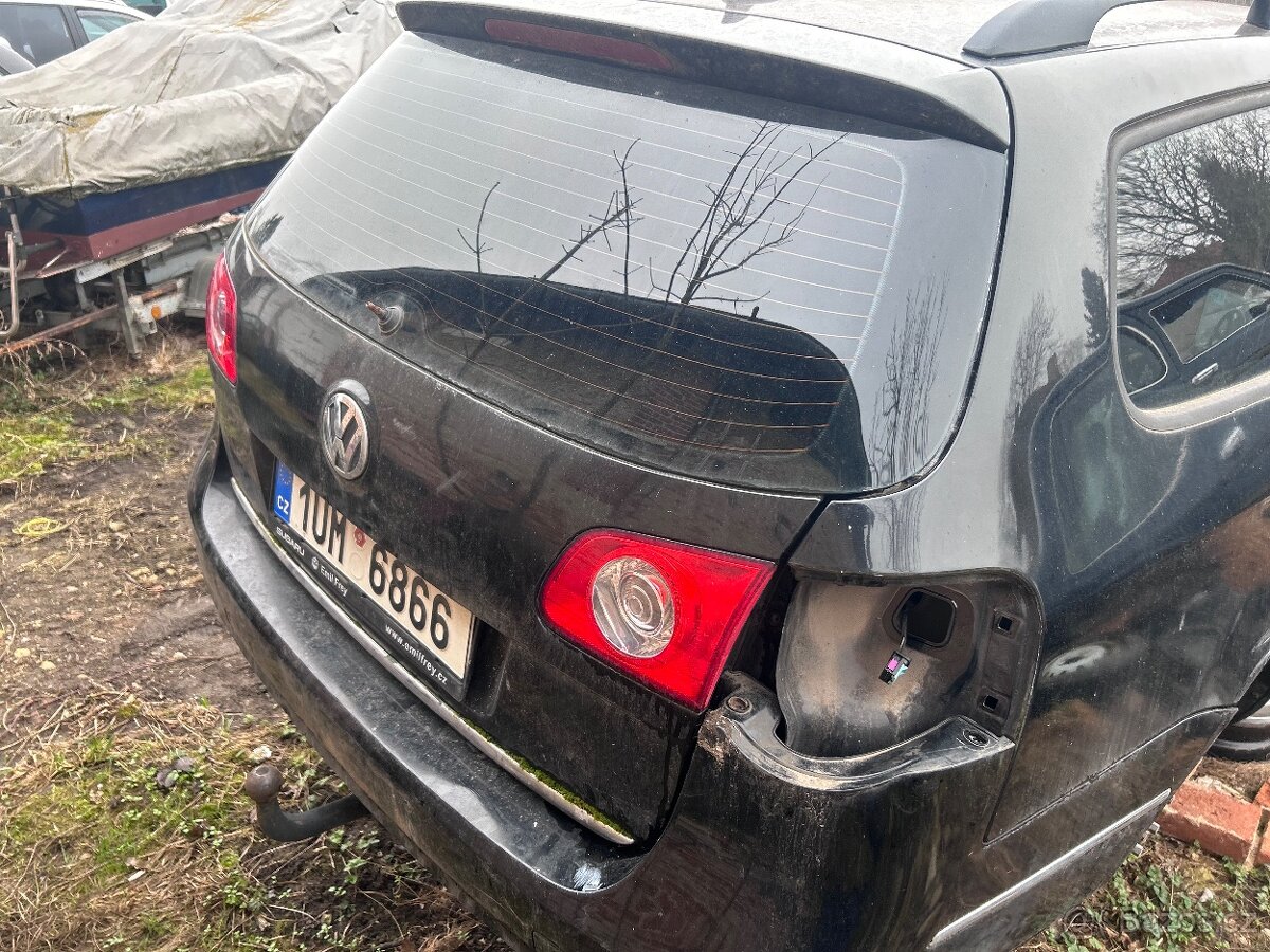 Páté  dveře vw  passat b6