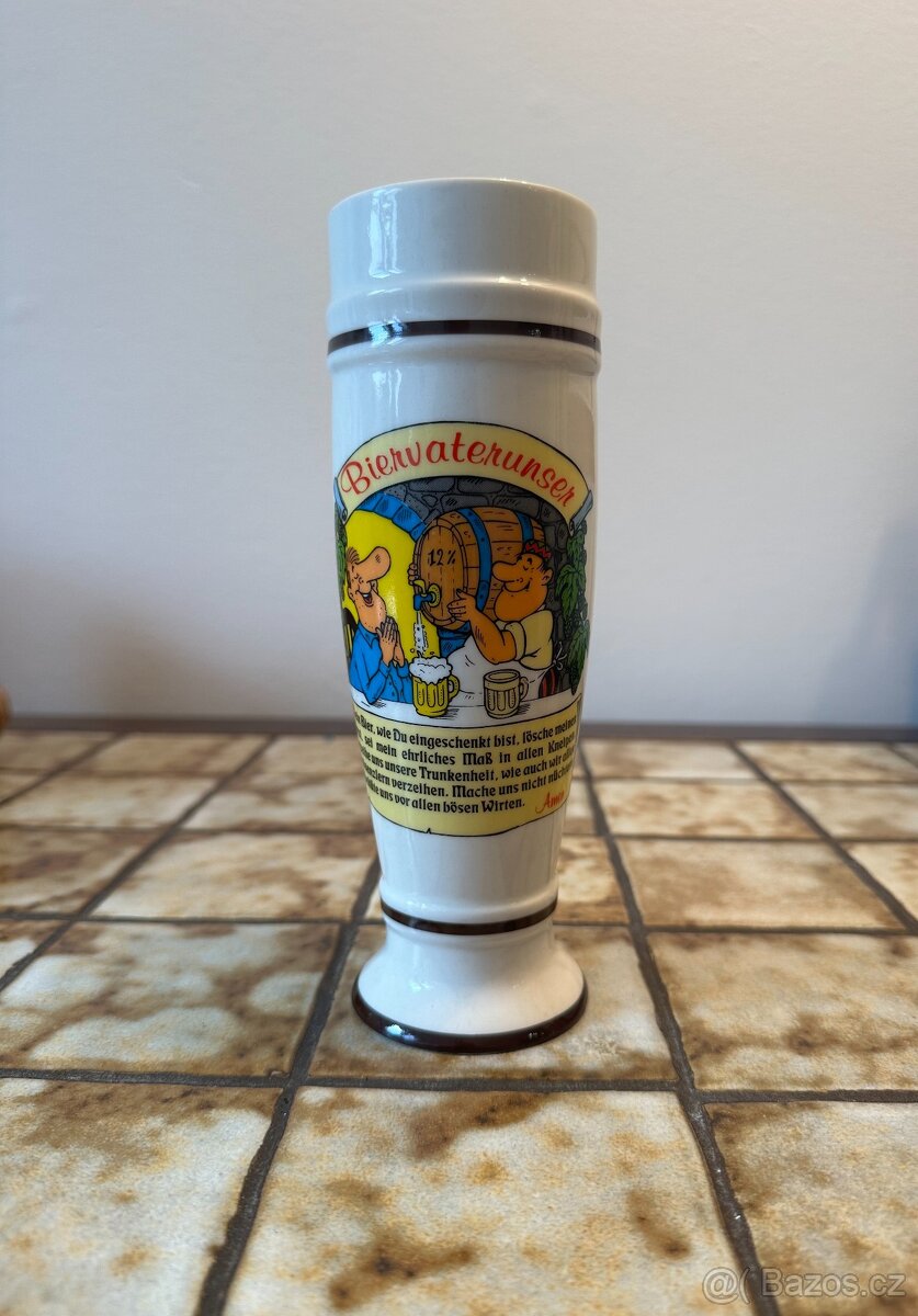 Keramický pivní pohár