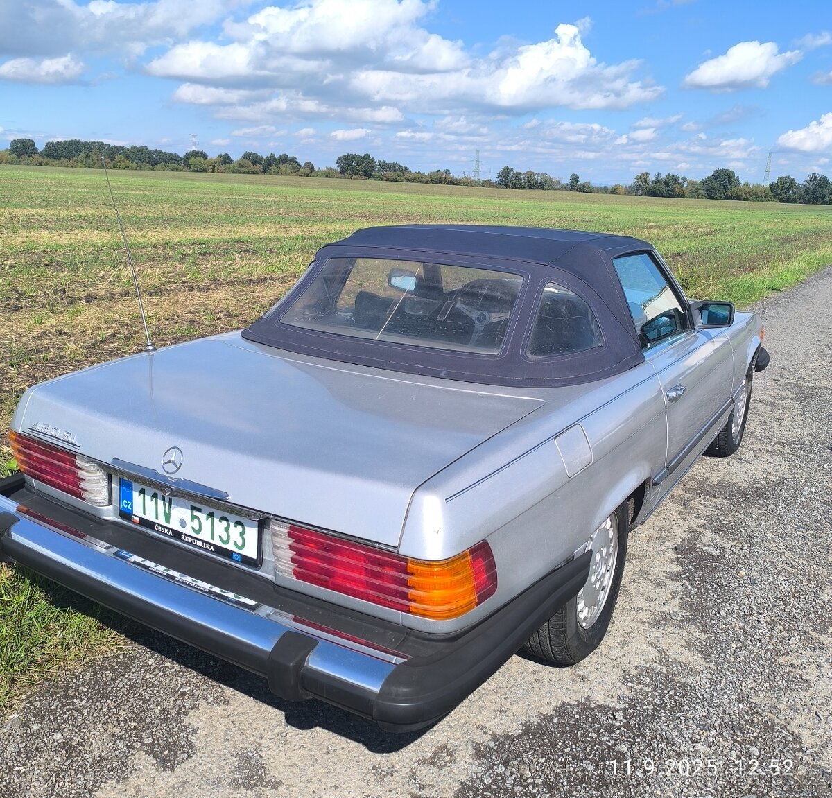 Mercedes-Benz R107 - SL450