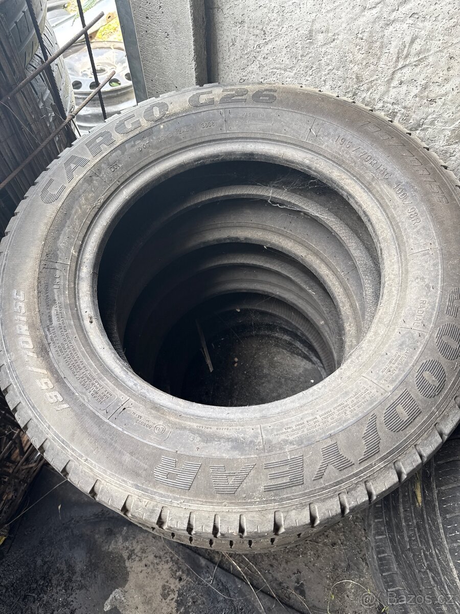 Sada4 ks 195/70R15C Goodyear Cargo