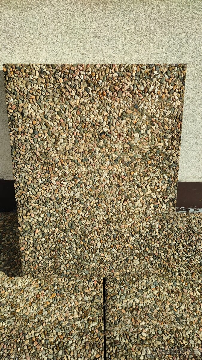 Prodám - Betonová, vymývaná dlažba - 60x40x5 cm